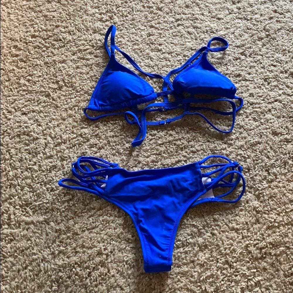 NWOT Blue bikini